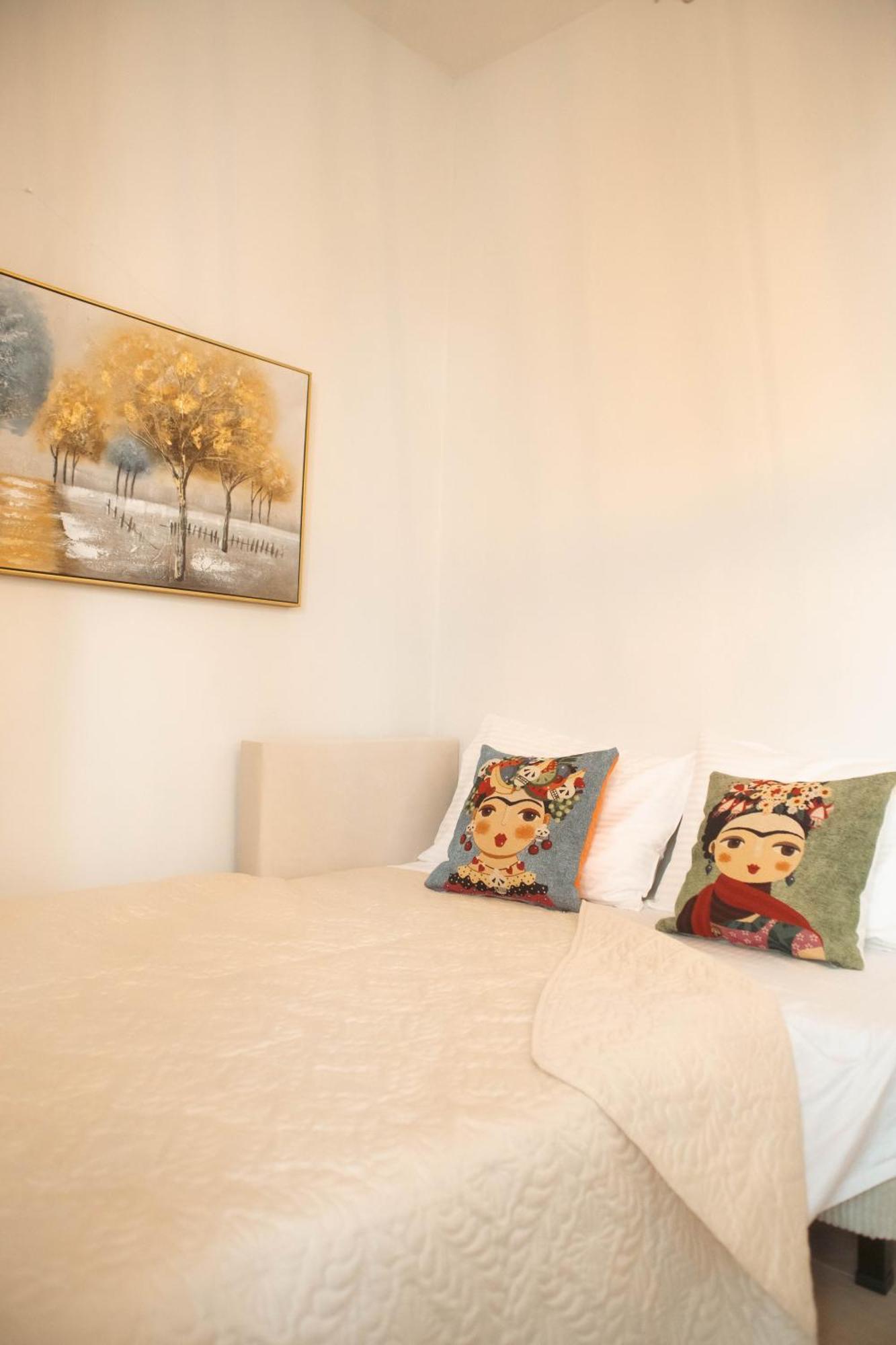 Markella Lux Apartment 亚历山德鲁波利斯 外观 照片